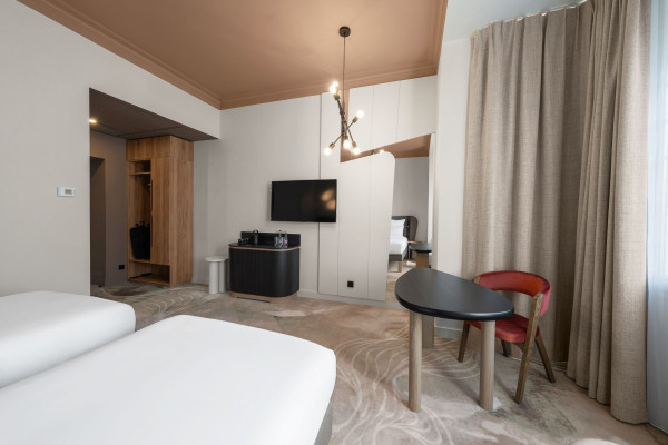 Superior Room with 2 single beds