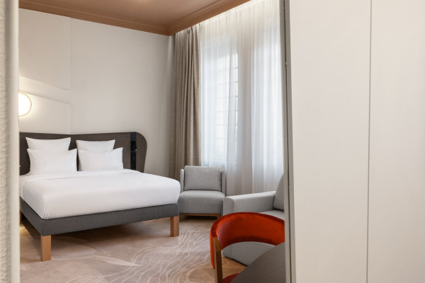Deluxe Room with 1 double bed and sofa